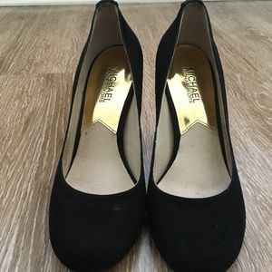 Black Michael Kors Pumps